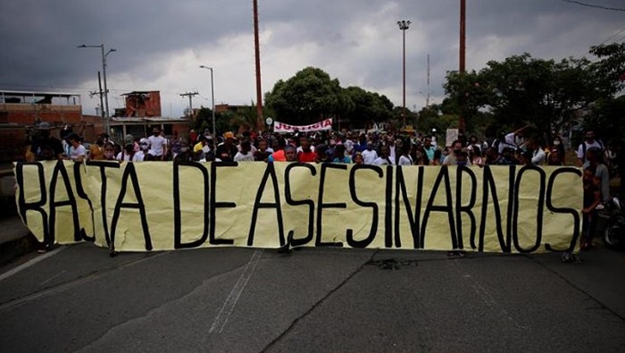 Sectores de la población colombiana se ha movilizado en varias ciudades del país para reclamar al Gobierno de Iván Duque medidas contra la violencia.