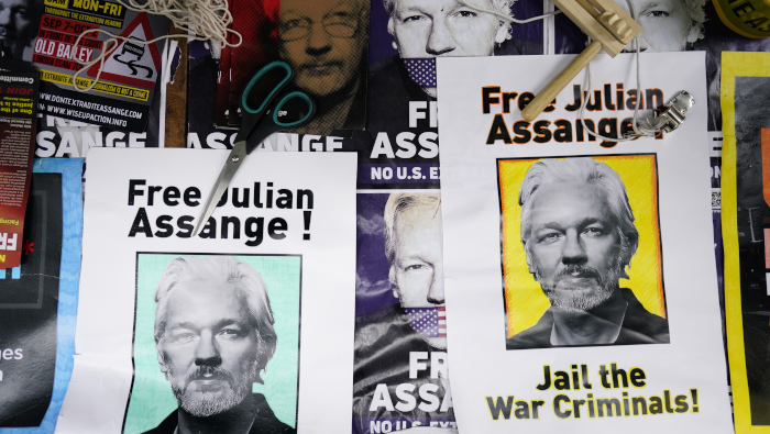 Assange permaneció asilado en la embajada de Ecuador en Londres de 2012 a 2019.
