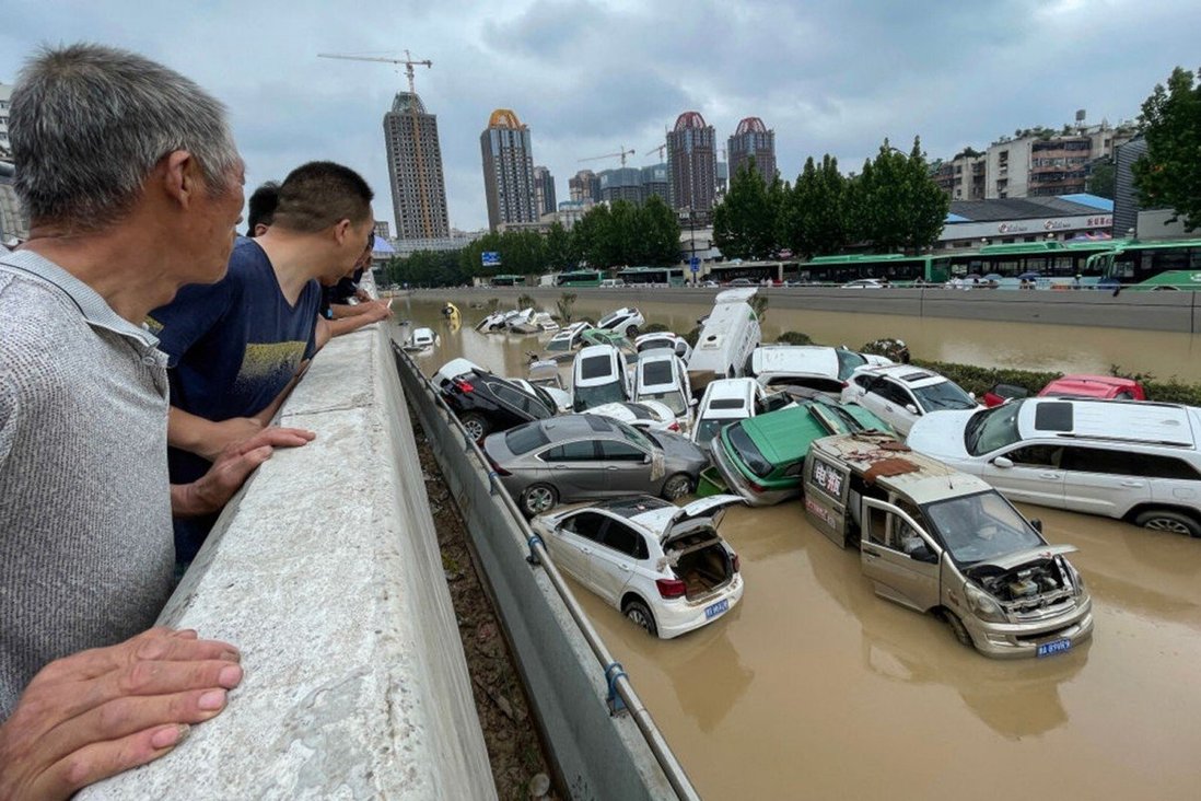 Autoridades informaron que las inundaciones dejan un saldo de 50 desaparecidos.
