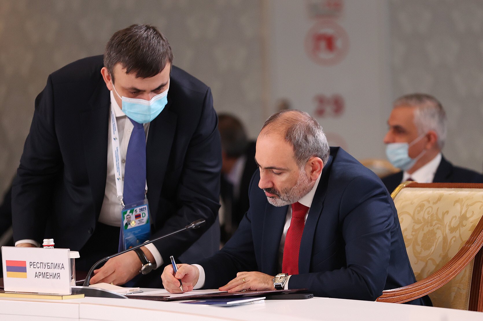 Nikol Pashinyan contará con 15 días para armar el nuevo Gobierno.