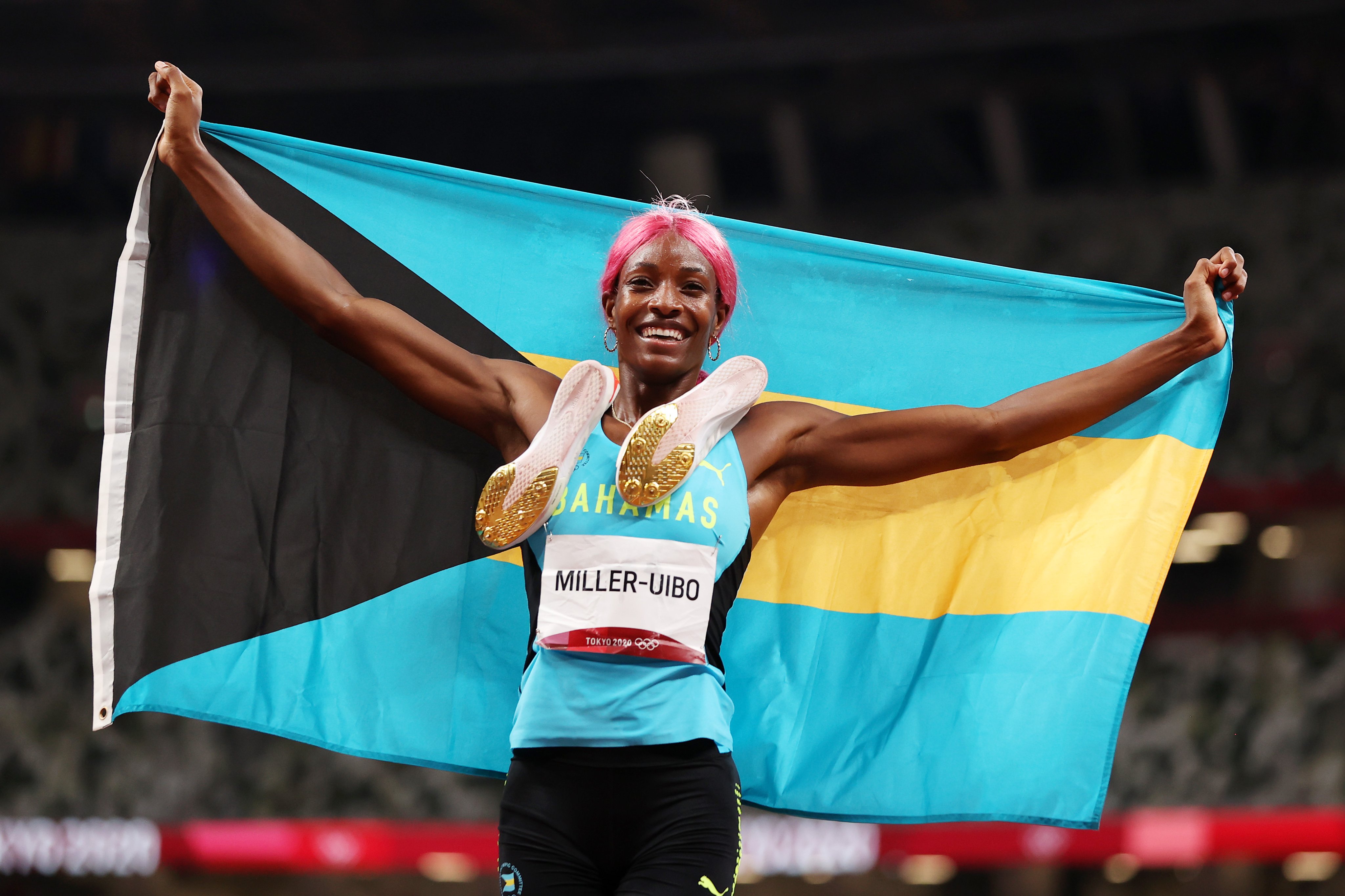 Miller-Uibo ganó el segundo oro para Bahamas, tras vencer en los 400 m de Tokio 2020.