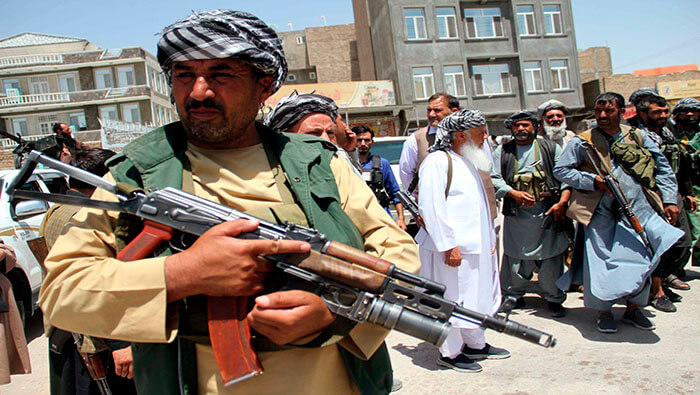 Desde la retirada de las fuerzas extranjeras, las fuerzas talibanes mantienen una ofensiva en gran parte del territorio afgano.