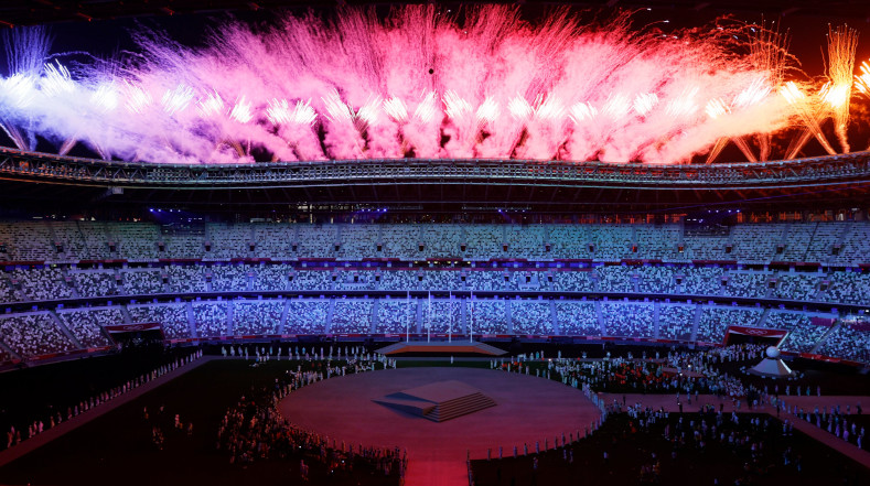 Juegos Olímpicos Tokio 2020 llegan a su final en brillante ceremonia