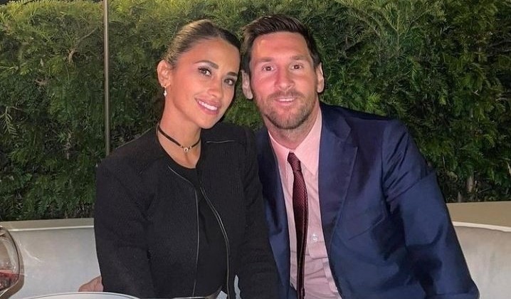 La orden de aprehensión se decretó contra el periodista deportivo tras realizar ofensas contra la esposa del futbolista Lionel Messi mediante la red social Twitter.