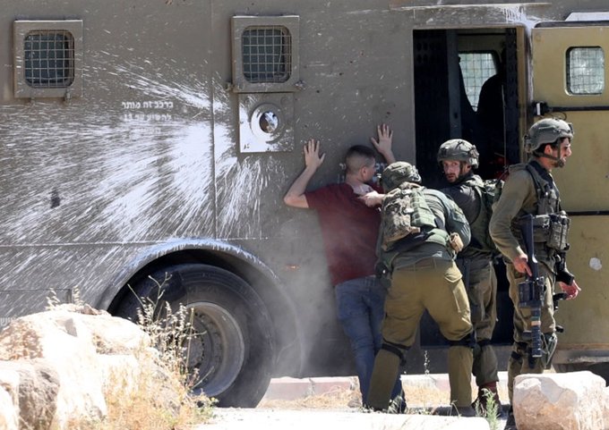 La fuerte represión israelí incluye detenciones arbitrarias y traslado de prisioneros a destinos desconocidos.