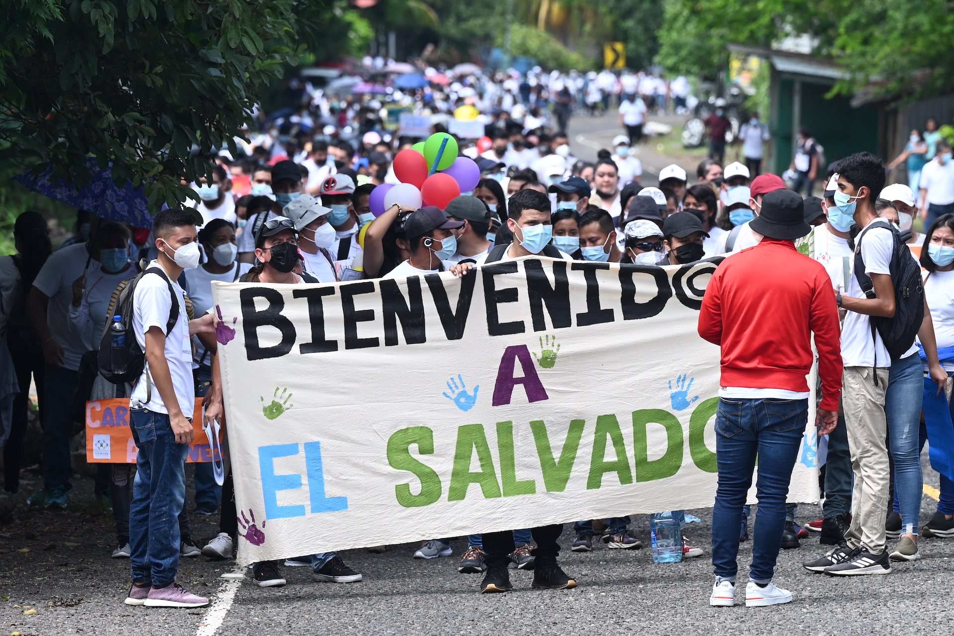 Salvadoreños ocupan el quinto grupo demográfico de éxodo masivo con más de 80 mil detenciones de migrantes en EE.UU.