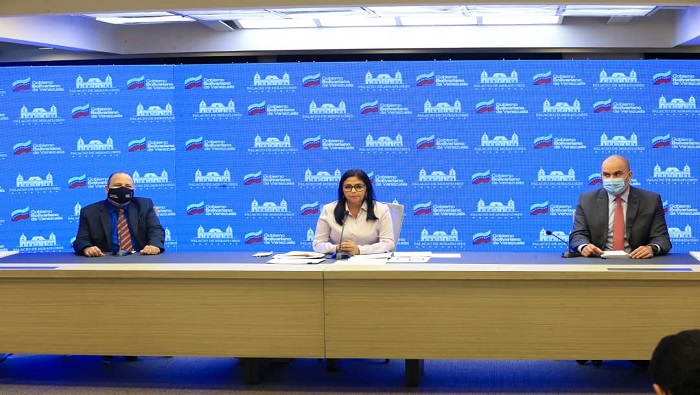 Rodríguez puntualizó que la derecha venezolana promovió los crímenes de xenofobia y exterminio contra los migrantes en Colombia.