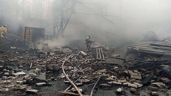 Las autoridades rusas indicaron que el fuego se extendió por 160 metros cuadrados y ya se encuentra extinguido. 