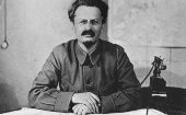En sus obras Trotski narró los hechos ocurridos durante la Revolución de Octubre, así como sus pensamientos sobre el ideal social.