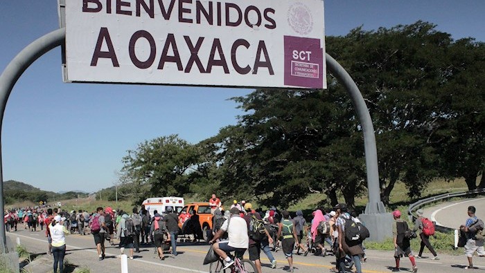 Caravana de migrantes llega a Oaxaca en México | Noticias | teleSUR