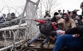 Naciones Unidas inspeccionó el improvisado centro de acogida que Belarús abrió cerca del puesto de control fronterizo de Bruzgui para los cerca de 2.000 migrantes.