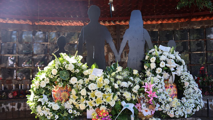 Sobrevivientes y víctimas de la masacre de El Mozote y lugares aledaños conmemoran 40 años del crimen.
