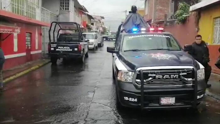 La Policía de Michoacán investiga uno de los asesinatos cometidos en las últimas 24 horas.