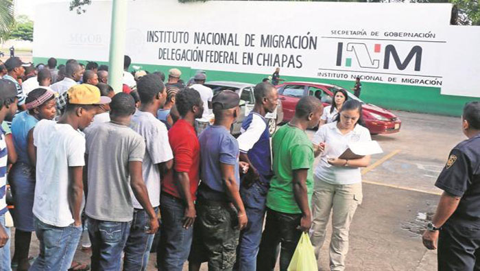 Al confirmarse el accidente, el canciller mexicano, Marcelo Ebrard, expresó su solidaridad y disposición para repatriar los cuerpos de los migrantes.