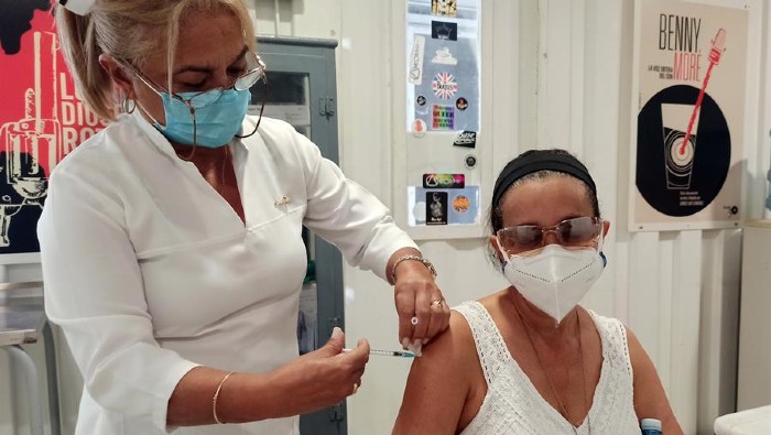 Más de 10,4 millones de cubanos han recibido al menos una dosis de las vacunas cubanas Soberana 02 y Abdala.
