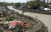 En la mayoría de las regiones afectads en Filipinas, las personas se enfermaron tras beber agua contaminada producto del tifón. 