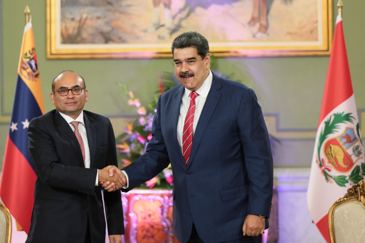 Venezuela y Perú retoman el camino de las relaciones diplomáticas sobre bases de respeto y paz tras cuatro años de distanciamiento.