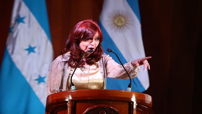La vicepresidenta argentina instó al pueblo hondureño a apoyar a la nueva mandataria en su labor.