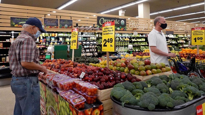 Dentro del segmento de los alimentos, el precio de las compras en supermercados subió uno por ciiento.
