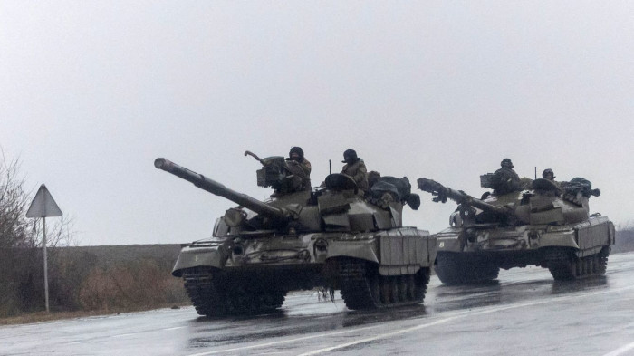 El portavoz relató que los batallones nacionalistas ucranianos aprovecharon el alto el fuego decretado por Rusia para 