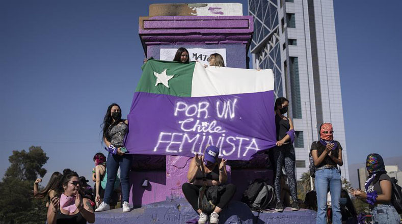 Chile. Un informe presentado en noviembre pasado por el Observatorio de Igualdad de Género de la Comisión Económica para América Latina y el Caribe (Cepal) reveló que 4.091 mujeres fueron víctimas de feminicidio en 2020, "una disminución de 10,6 por ciento con respecto a 2019, cuando se reportaron 4.576 casos".
