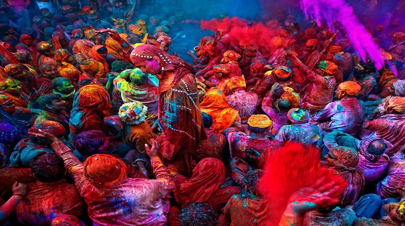 India celebra el Festival de Colores Holi 2022