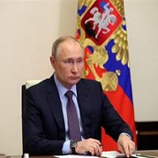 Putin advierte a Occidente que no puede contener a Rusia