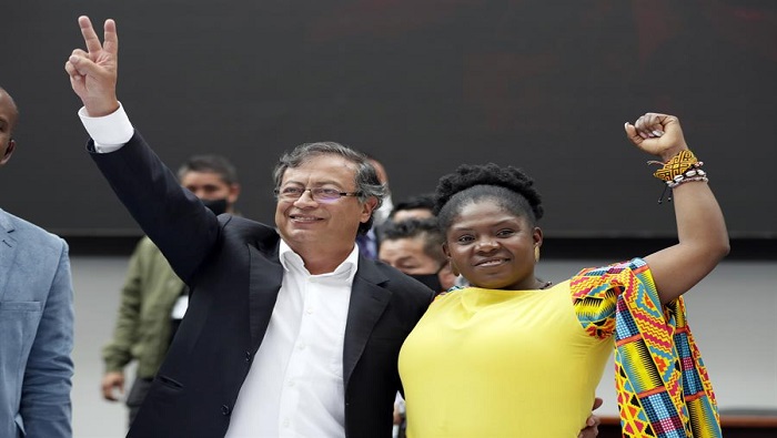 Gustavo Petro y Francia Márquez representan al Pacto Histórico y la posibilidad de un cambio político en Colombia.