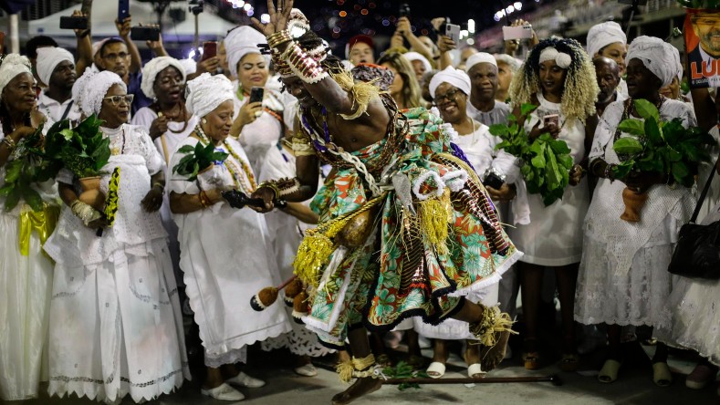 Fue la primera vez que el evento fue cancelado desde que Río organizó su primer baile oficial de carnaval en 1840.