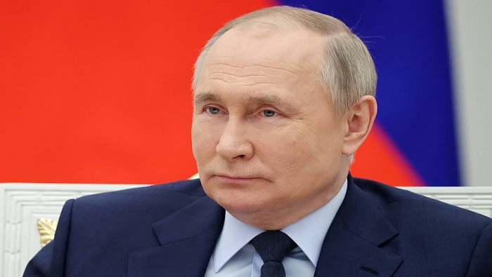 Putin afirmó que ningún gendarme mundial impedirá el avance de Estados que son independientes y ansían desarrollarse.
