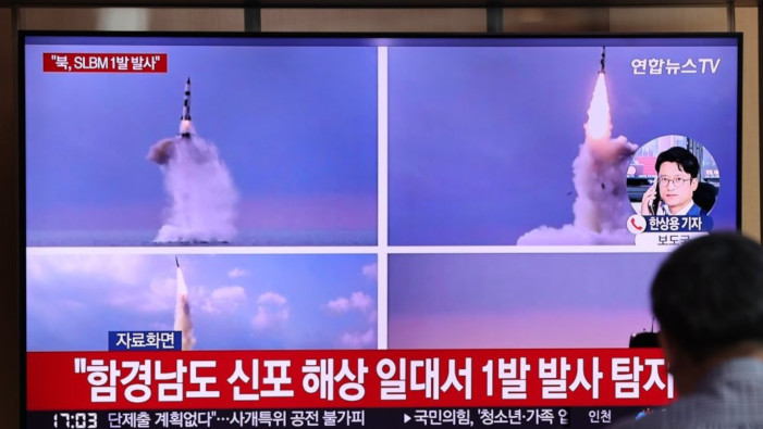 Es la primera vez que Corea del Norte lanza ocho misiles seguidos .