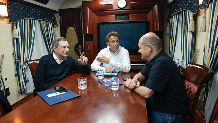 Durante el viaje en tren a Ucrania, Macron, Scholtz y Draghi mantuvieron una reunión de dos horas.