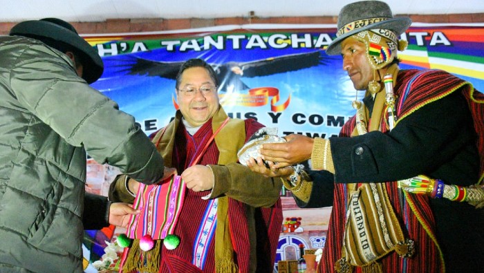 En Bolivia, el 21 de junio Año Nuevo Andino, Amazónico y Chaqueño denominado también Willka Kuti se constituye en feriado nacional con suspensión de actividades, desde la promulgación del decreto de 17 de junio de 2009.