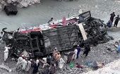 La mayoría de los 33 pasajeros eran estudiantiles, trabajadores y afganos que retornaban a sus casas y se prevé que aumente el número de muertos.