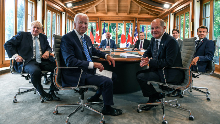 El G7 intenta dramáticamente detener el enriquecimiento ruso