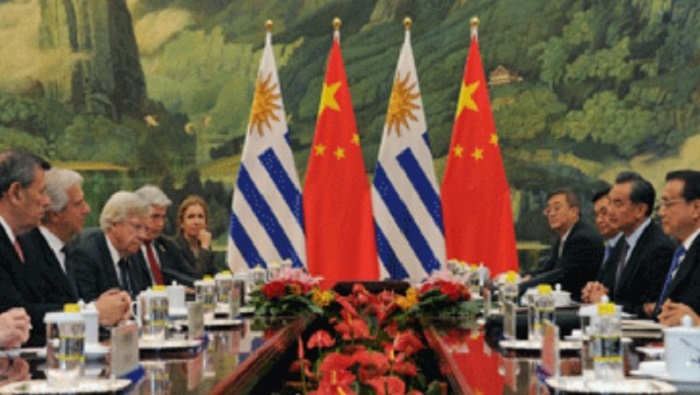 Uruguay y China se preparan para firmar TLC.
