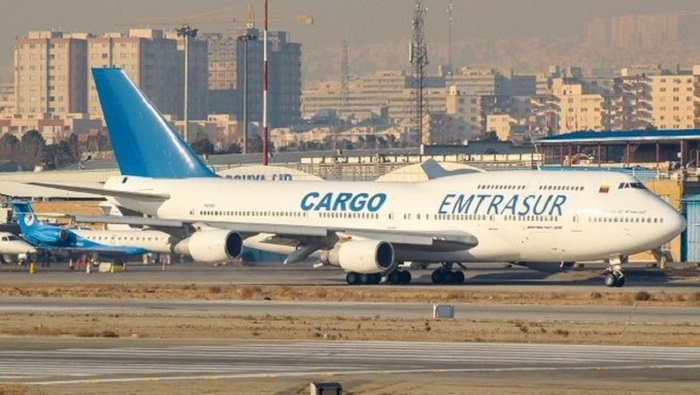 El avión de EMTRASUR y sus tripulantes permanecen retenidos ilegalmente en Argentina.