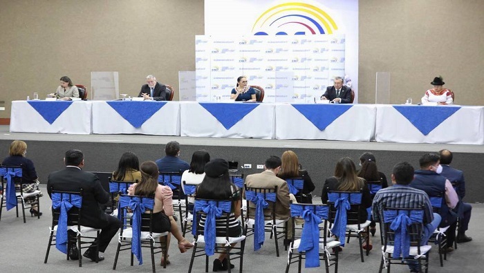 El CNE aprobó en pleno la convocatoria dirigida a los 13.450.047 electores empadronados en el país sudamericano.