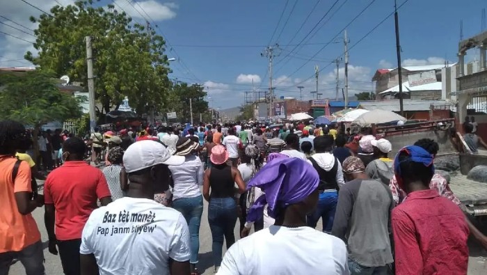 Los manifestantes han advertido con intensificar el movimiento si no se encuentra una solución a sus demandas: “No podemos más”.