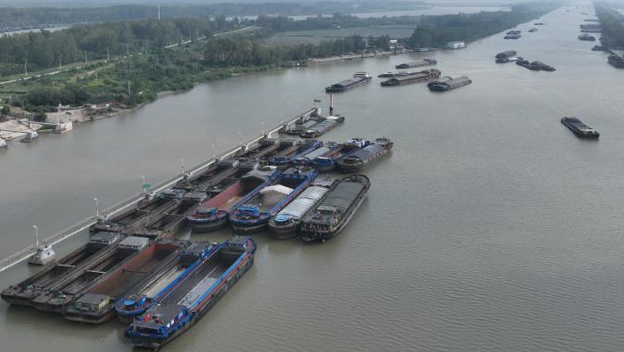 Las autoridades han llamado a extremar las precauciones en los puertos de las ciudades de Zhoushan y Ningbo.