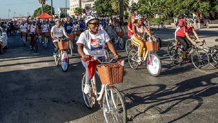 A través de las redes sociales se difundieron imágenes y videos tomados por jóvenes de todas las provincias cubanas que participaron en la “Caravana #YoDigoSí”.