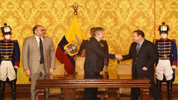 El presidente Guillermo Lasso, juramentó al teniente coronel de la Policía Nacional, Juan Zapata, como nuevo ministro del Interior.
