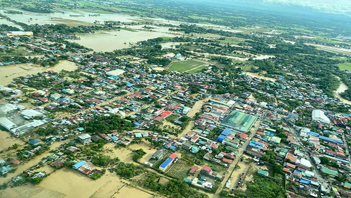 El tifón Noru dejó severas inundaciones en la Isla de Luzón y varias regiones del país.