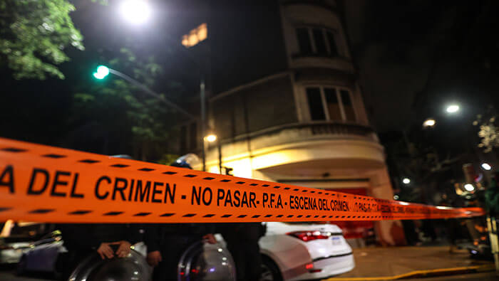 El 01 de septiembre la vicepresidenta de Argentina fue víctima de un atentado al frente de su homicidio en la ciudad e Buenos Aires.