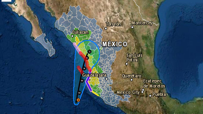 Según la Comisión Nacional del Agua, Orlene ganó fuerza frente a la costa del estado de Jalisco y Colima.