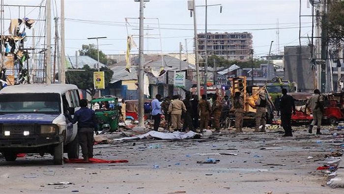 Tras controlar la zona, las fuerzas de seguridad comenzaron a evaluar los daños humanos y materiales provocados por el nuevo ataque terrorista de Al Shabaab.