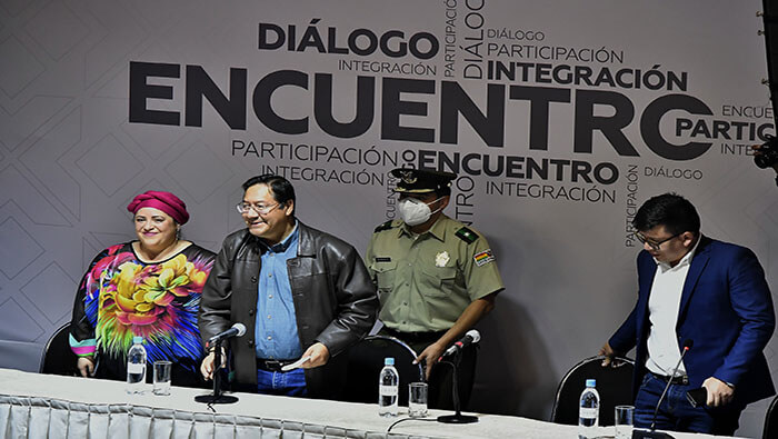 El presidente Luis Arce participa en un encuentro por el censo en la ciudad boliviana de Cochabamba.