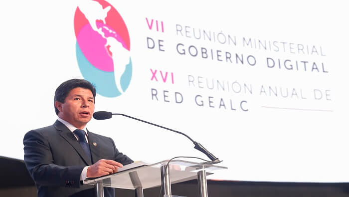 Castillo afirmó que al terminar su mandato la niñez peruana contará con una educación de calidad con conectividad adecuada en todas las escuelas.