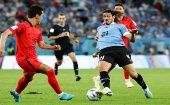 Corea del Sur empató sin goles en su primer duelo ante Uruguay, en el que utilizaron una línea de cuatro en la defensa.