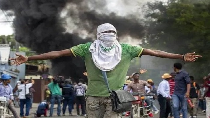 Las bandas armadas actúan impunemente en Haití ante el estupor de la población residente.